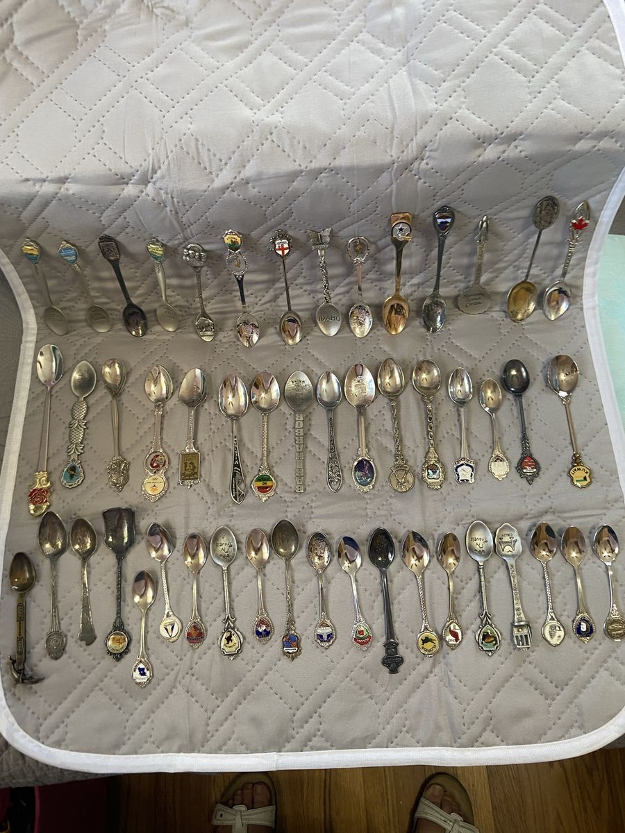 COLLECTABLE Spoons (Lot of 50) from so many places! Look