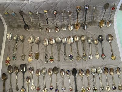 COLLECTABLE Spoons (Lot of 50) from so many places! Look