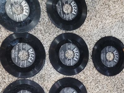 7 Vintage 45 RPM Records