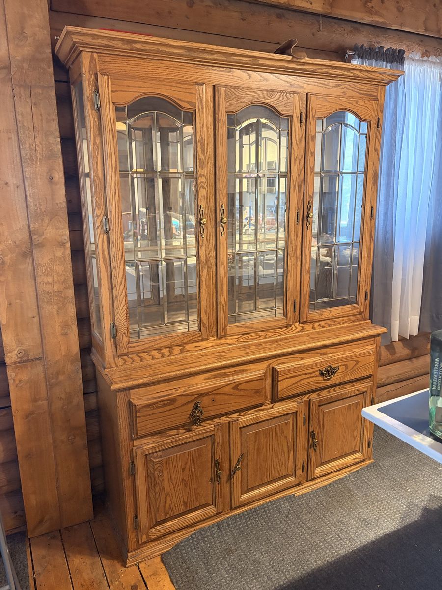Solid Oak Wood China Cabinet Hutch with Glass Doors