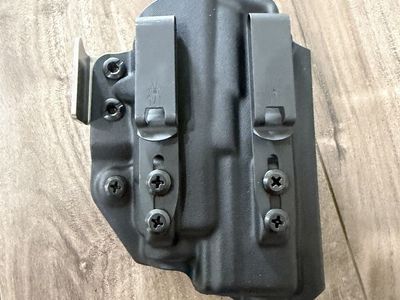 Glock 17 gen 5 holster tlr7