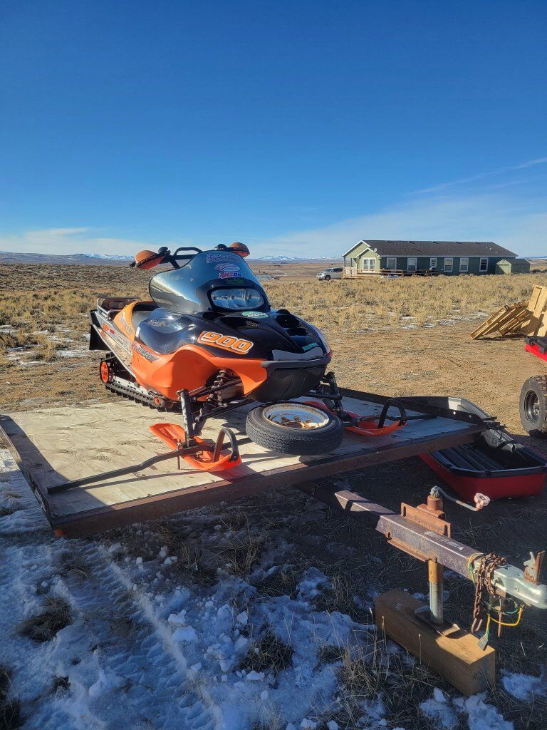 Arctic Cat King Cat Snowmachine with Trailer