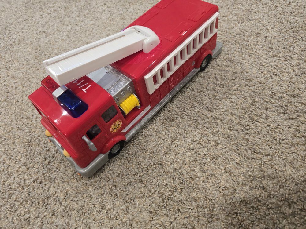 C.C.F.D. Metro 114 Toy Fire Engine with Ladder and Friendly Face