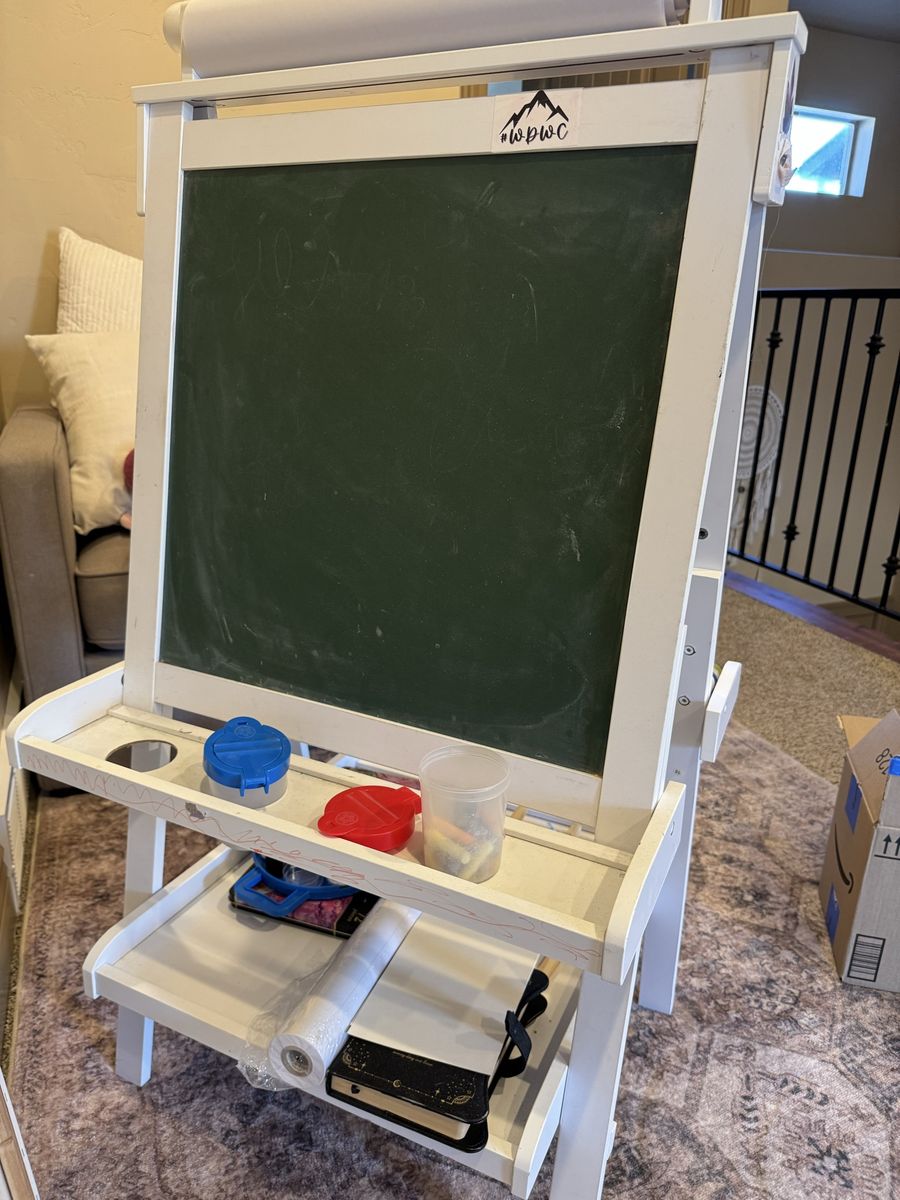 Kid Kraft Wooden Artist Easel
