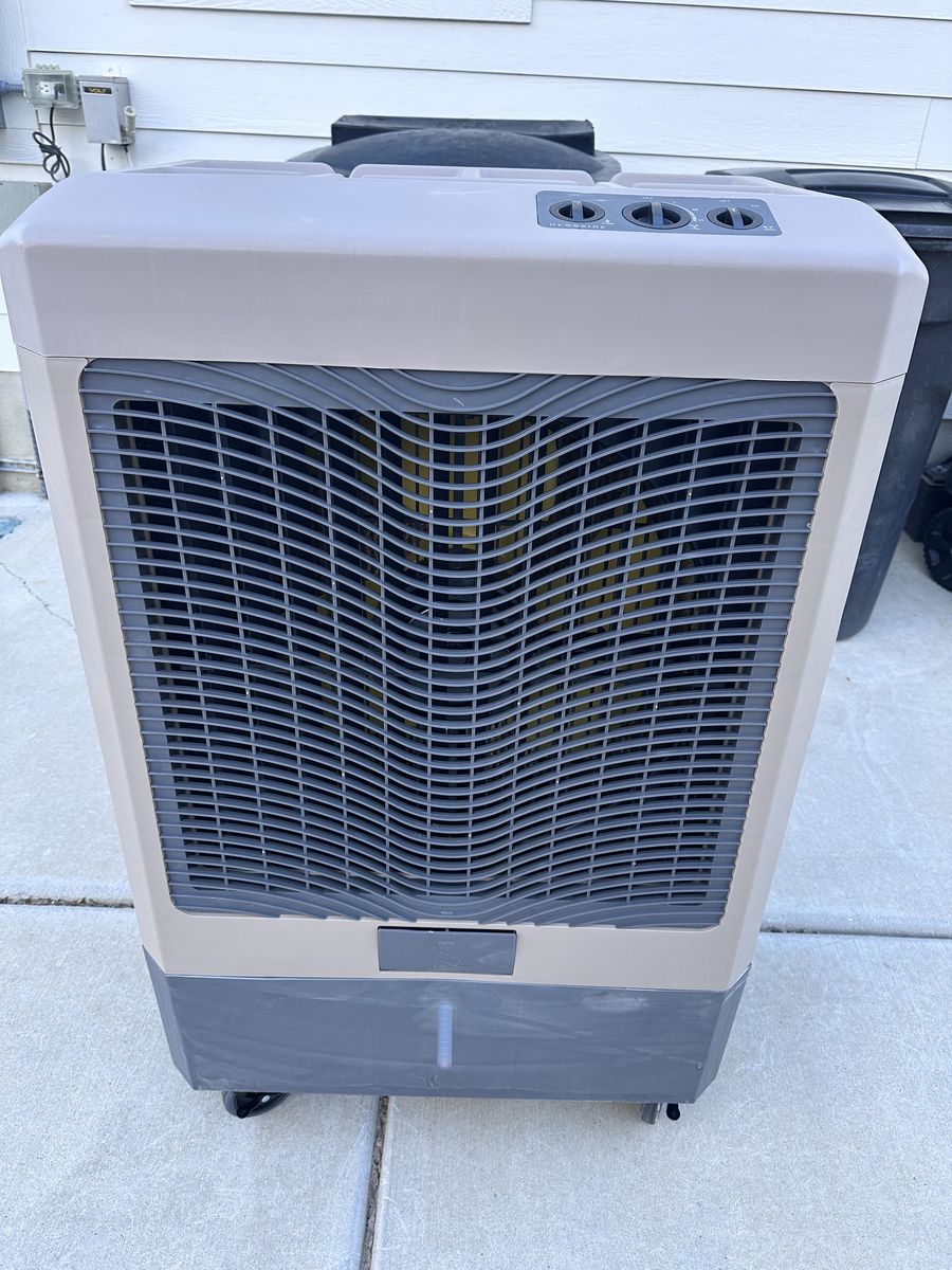 Hessaire MC61MT Mobile Evaporative Cooler Portable Swamp Cooler