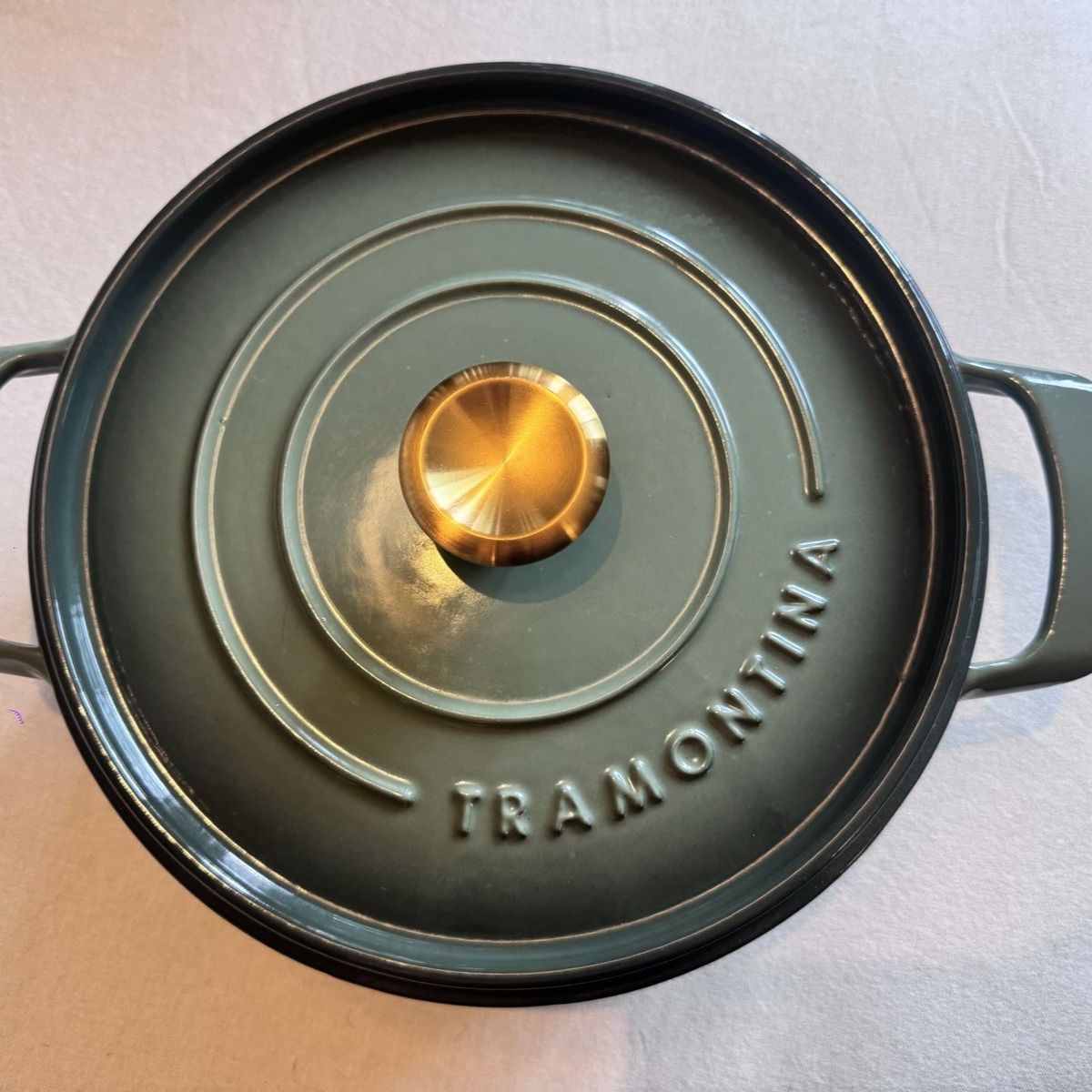 Tramontina 6 Quart Cast Iron Round Dutch Oven in color Sage