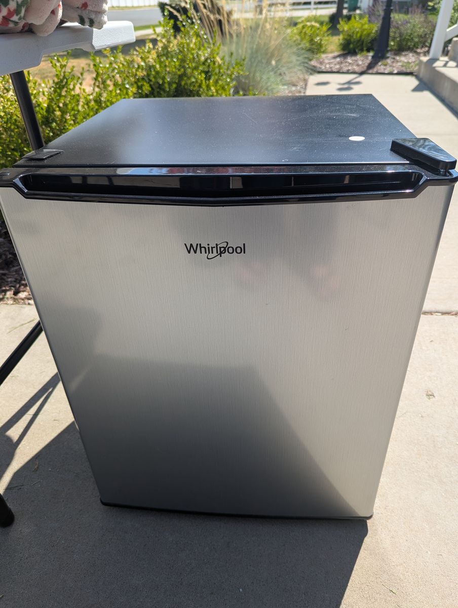 Whirlpool Mini Fridge
