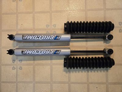 Pro Comp rear shocks for Jeep TJ