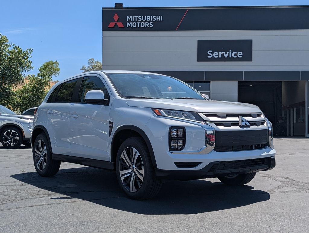 2026 Mitsubishi Outlander Sport ES
