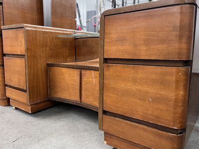 Vintage art deco Vanity dresser w/ beveled mirror