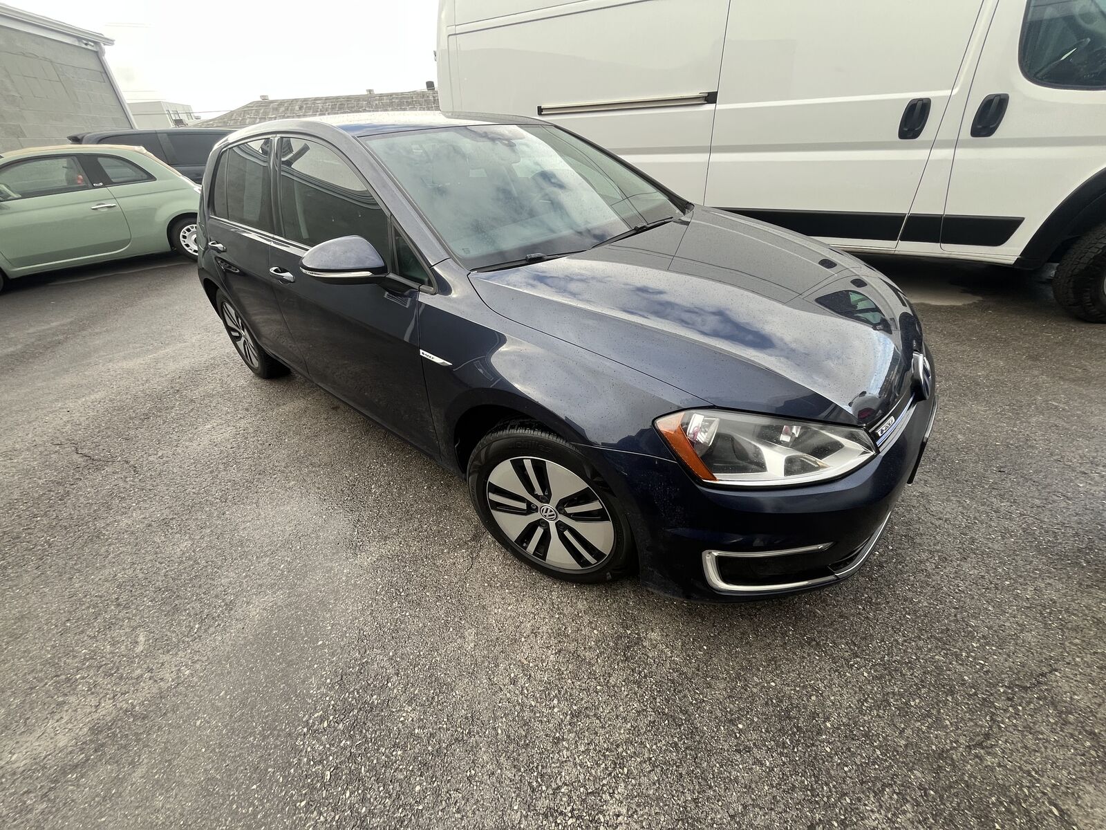 2016 Volkswagen e-Golf SE