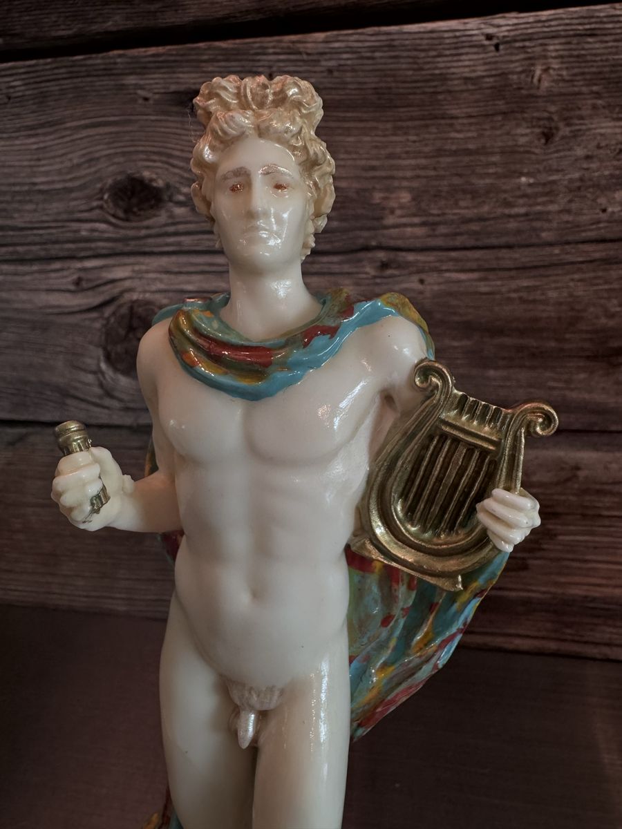Main image 3
