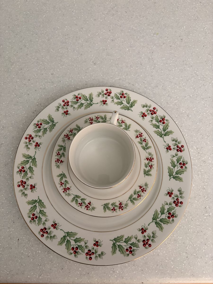 Holiday Holly Pattern Ceramic Teacup, Saucer, and Plate Set
