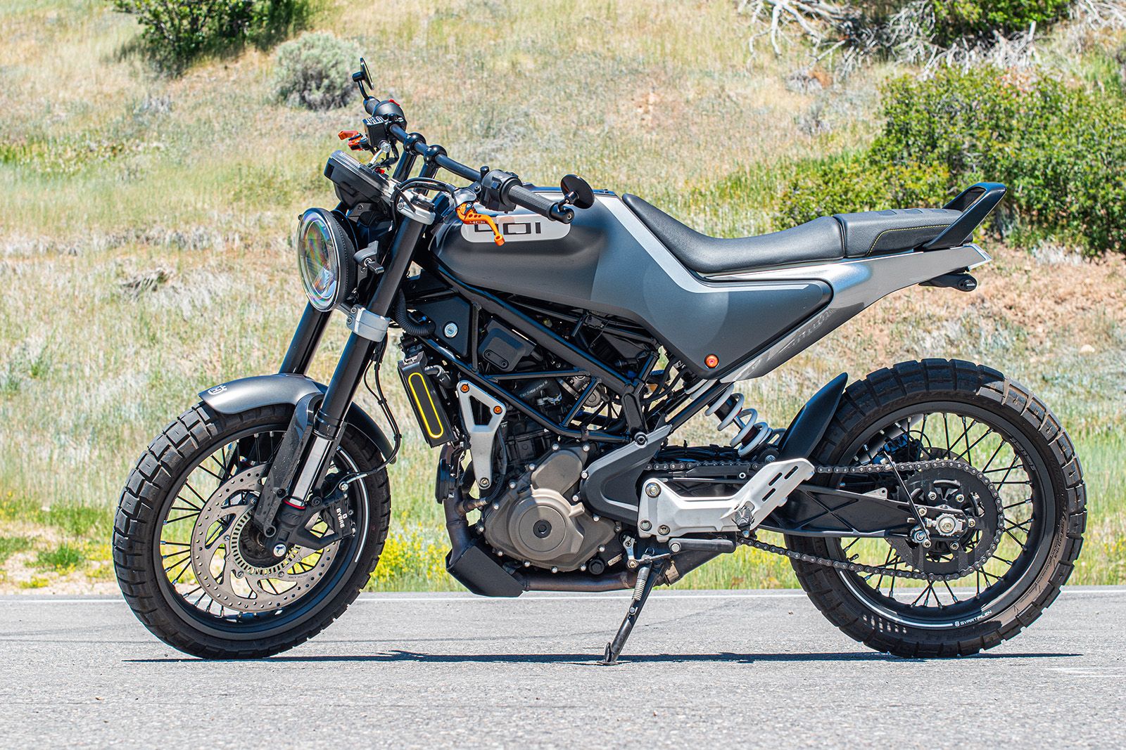 2021 Husqvarna Svartpilen 401
