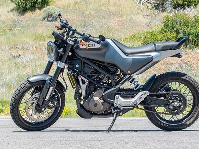 2021 Husqvarna Svartpilen 401
