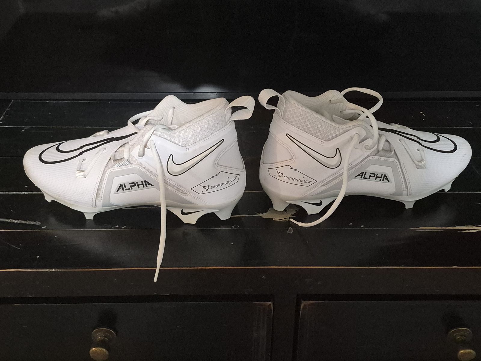 Nike Alpha Football Cleats Men's White/Black/Grey - Excellent Condition