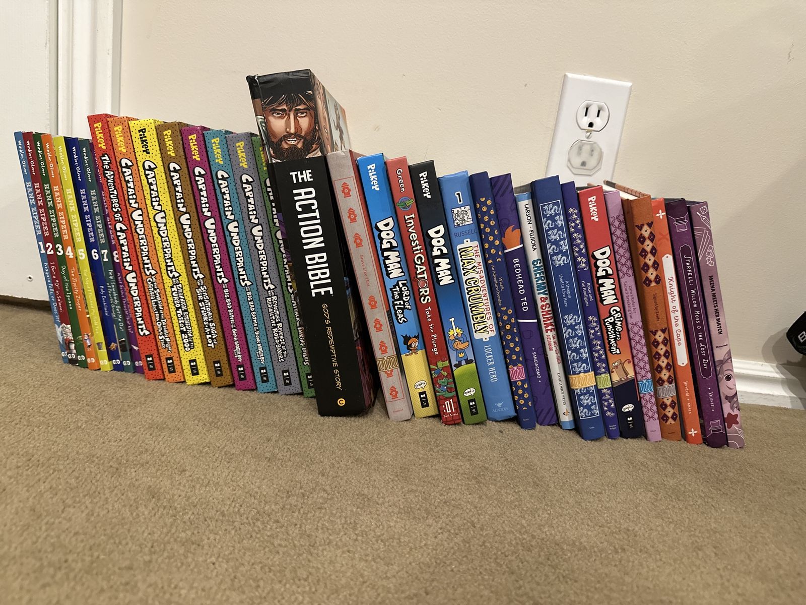 Large Children's Book Lot: Captain Underpants, Dog Man, Hank Zipzer & More - 25+ Books!
