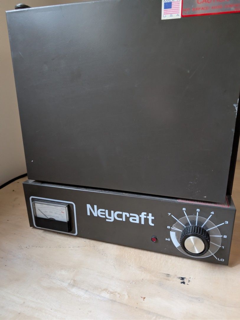 Neycraft JFF2000 Kiln with Paragon Sentry Express 4 Digital Temperature Controller