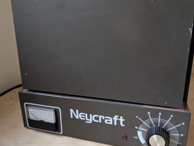 Neycraft JFF2000 Kiln with Paragon Sentry Express 4 Digital Temperature Controller
