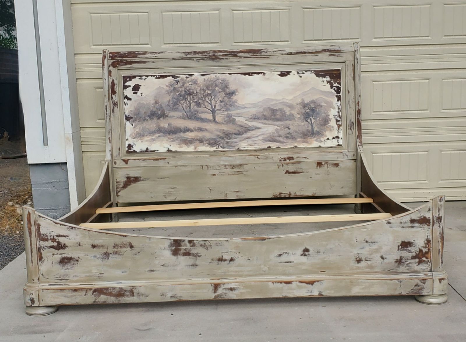 Main image 4