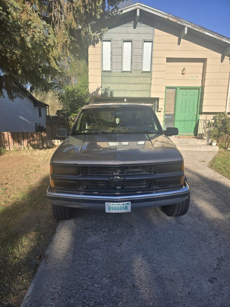 1994 Chevrolet Suburban K2500 LS
