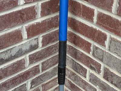 Maxx Force glacial snowbroom / ice scraper