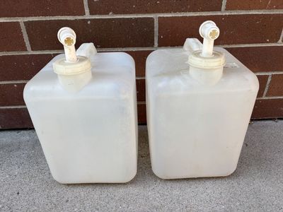 Water Jugs With Spigots