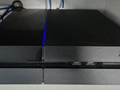 Sony PlayStation 4 (PS4) Original Console CUH-1115A w/ 2 Controllers & Power Cable