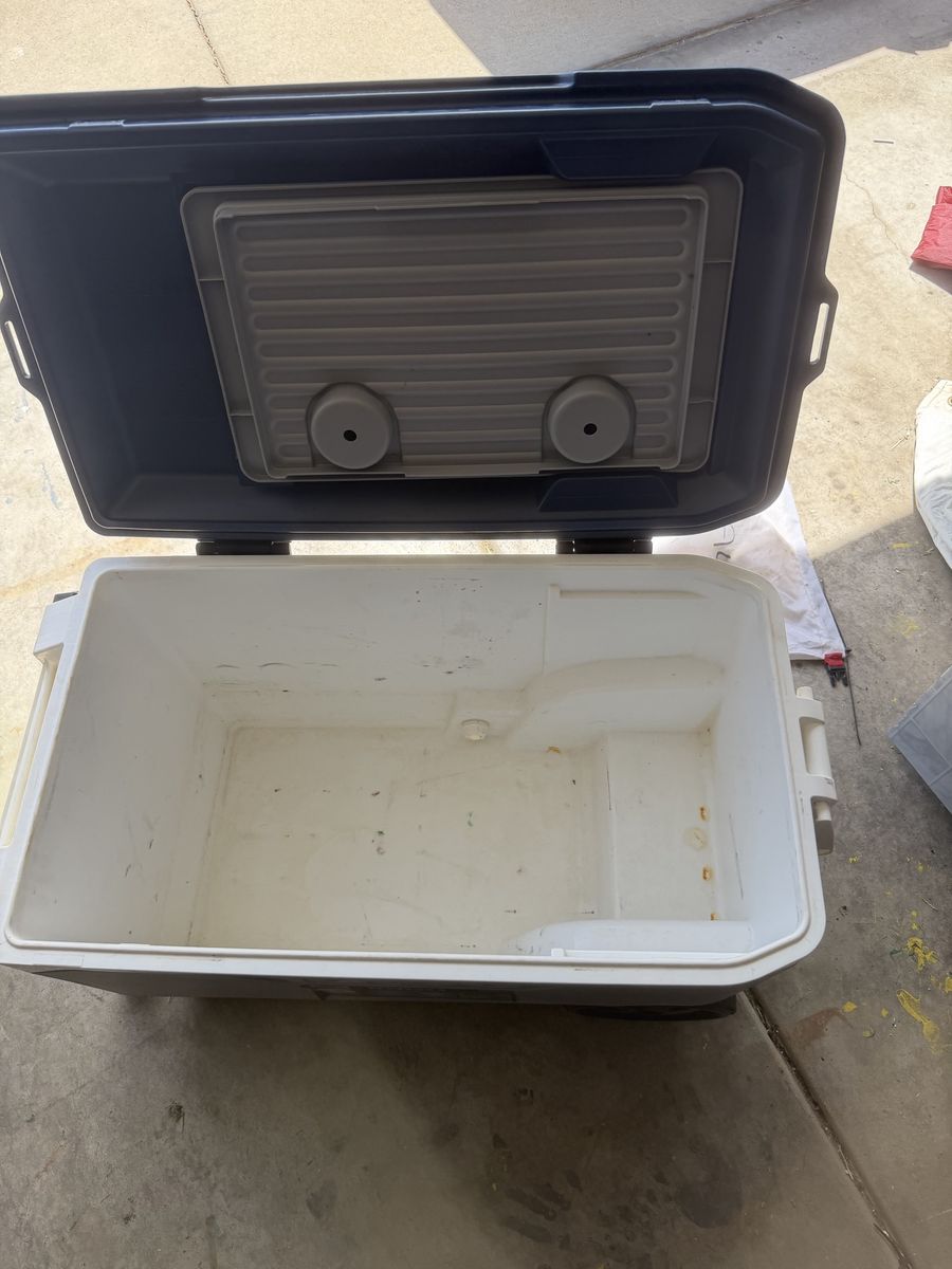 Igloo Large Wheeled Cooler