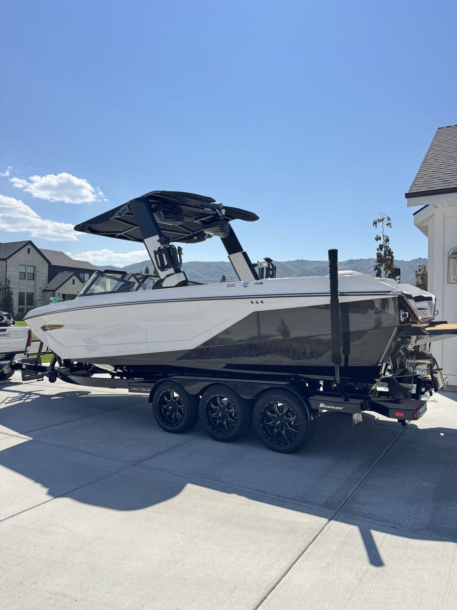2024 NAUTIQUE G25 - Low Hours and Fully Loaded!