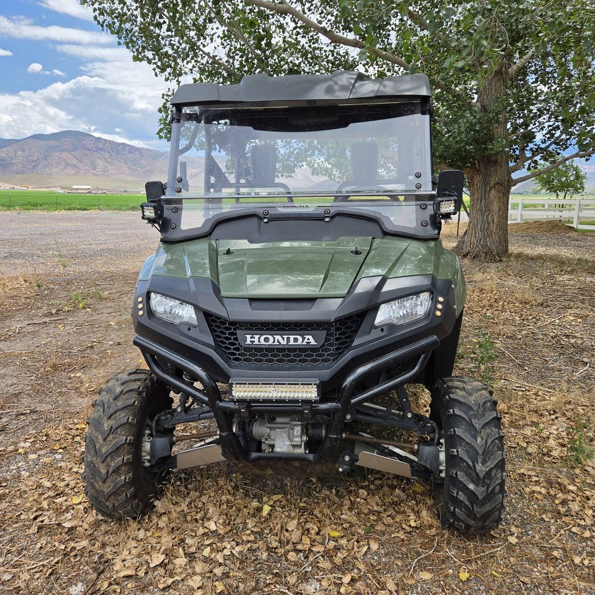 2014 Honda Pioneer 700 Side-by-Side UTV - 4 Seater with Roof and Windshield