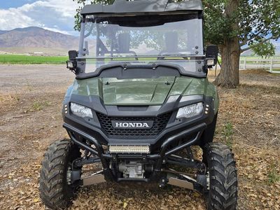 2014 Honda Pioneer 700 Side-by-Side UTV - 4 Seater with Roof and Windshield