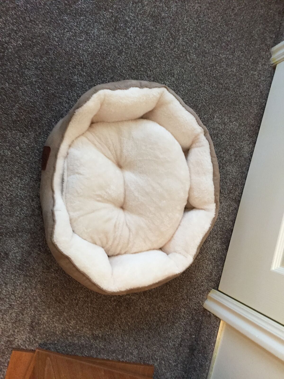 Bedsure small pet bed