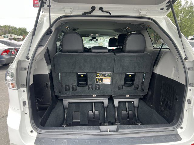 Main image 15