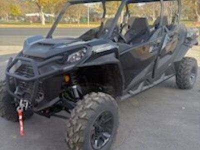 2025 Can-Am COMMANDER MAX XT 64 1000R