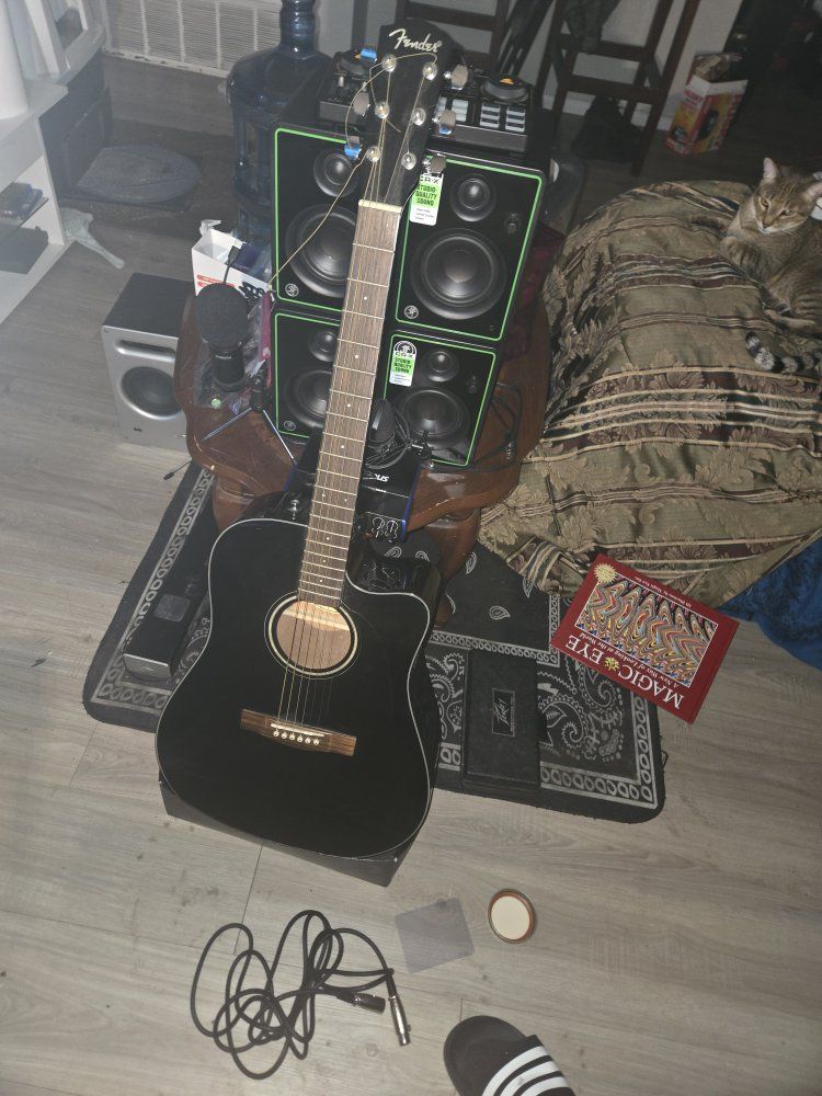 Fender Electric Acoustic with Built-In Tuner and new battery