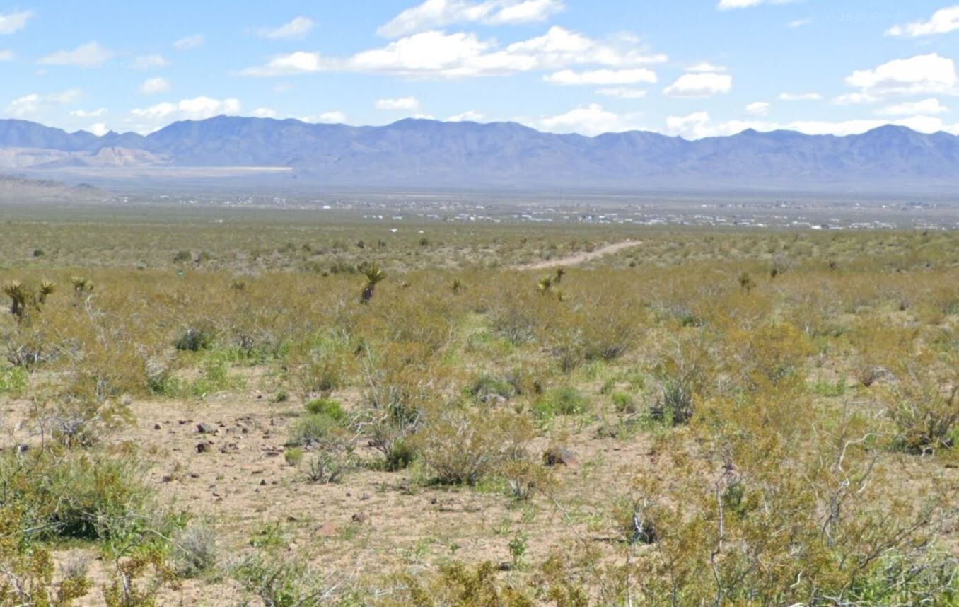 Golden Valley: Your Own Unrestricted Range.