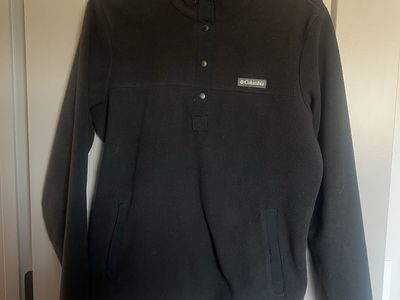 Columbia Snap Fleece - Women’s size M