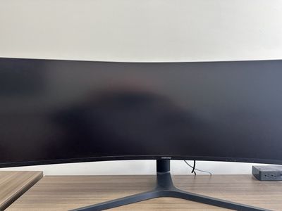 Samsung C49J890 49-Inch Curved Super Ultrawide Monitor