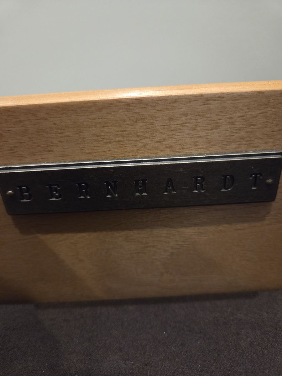 Main image 6