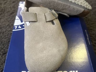 New In Box Birkinstock Bostons