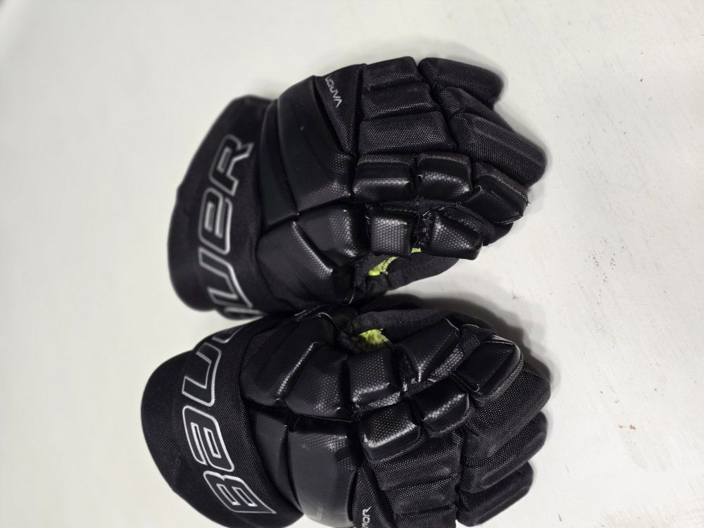 Bauer Vapor 3X Hockey Glove 11" 28cm