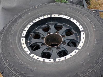 tires and rims 8 lug newer Ford after 95