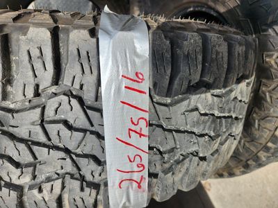 265/75r16 goodyear wrangler ultra terrain at