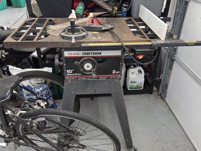 Sears Craftsman 10" Direct Drive 2HP Table Saw - Reliable Woodworking Power Tool