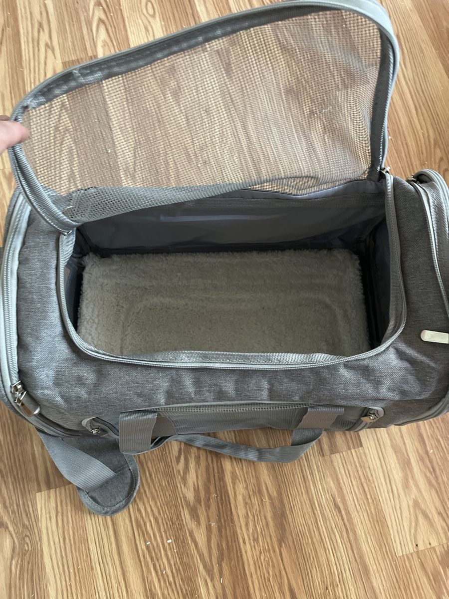 Soft-Sided Pet Carrier Bag - Gray Mesh Travel Tote with Fleece Bedding