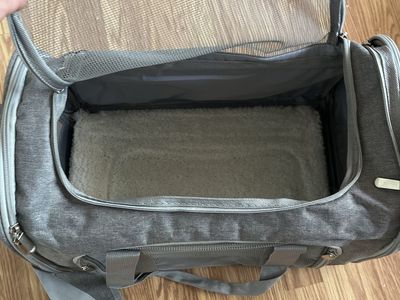 Soft-Sided Pet Carrier Bag - Gray Mesh Travel Tote with Fleece Bedding