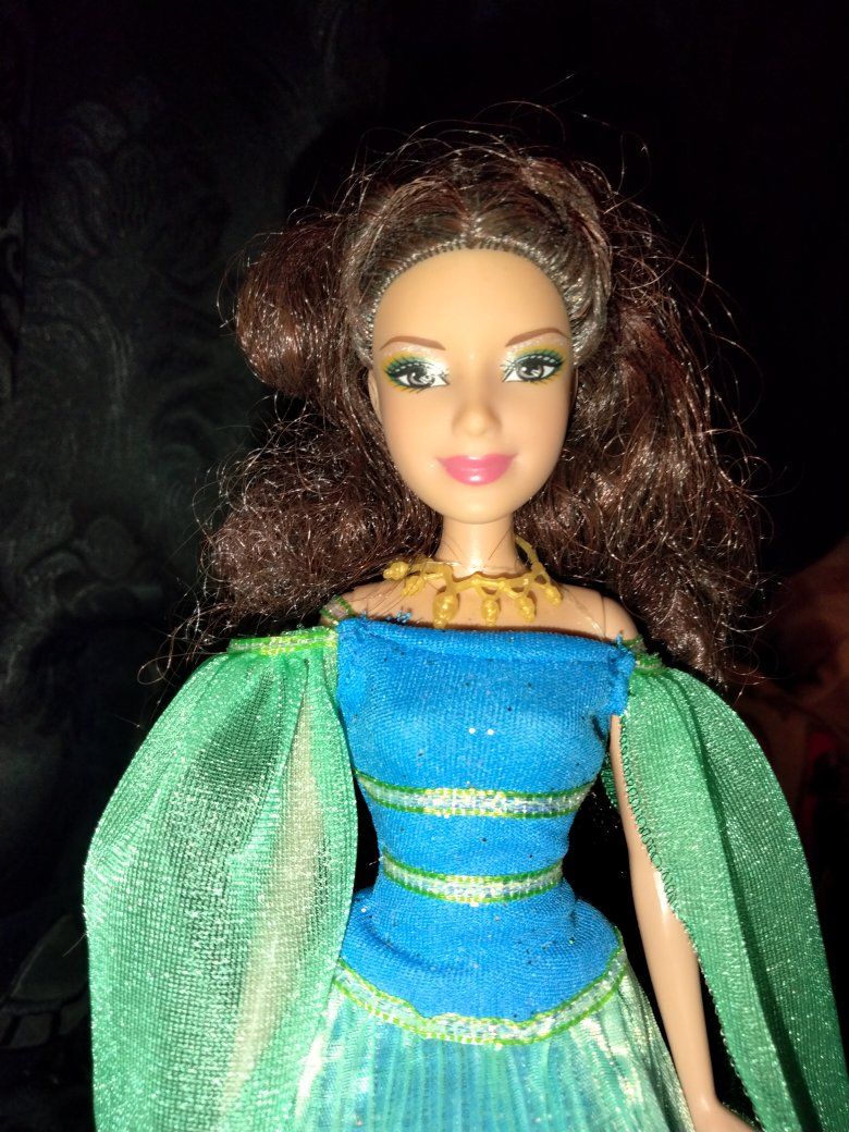 Dori Barbie doll