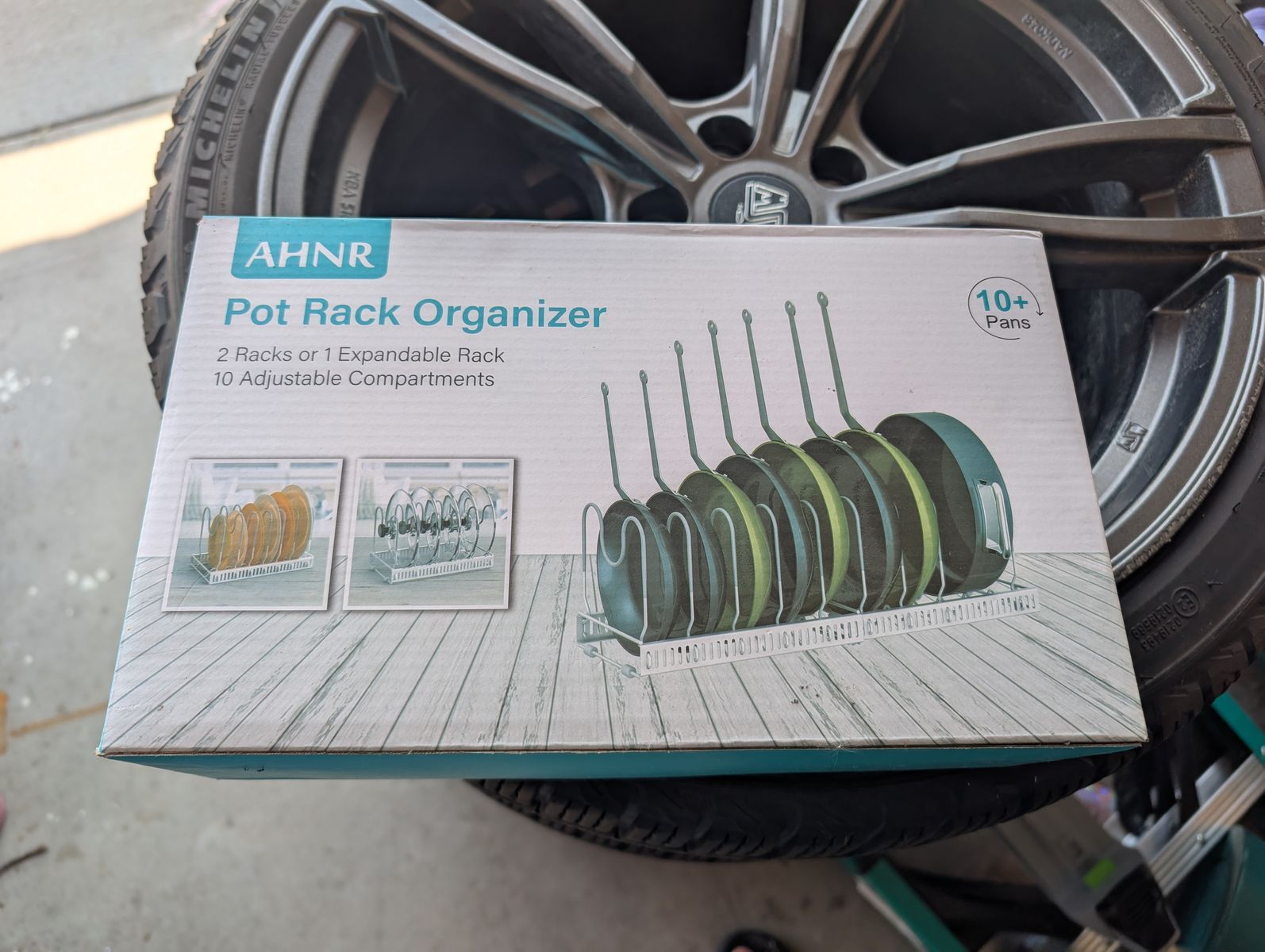 Pot & Pan Organizer Rack – Adjustable 10-Slot Kitchen Storage – New in Box