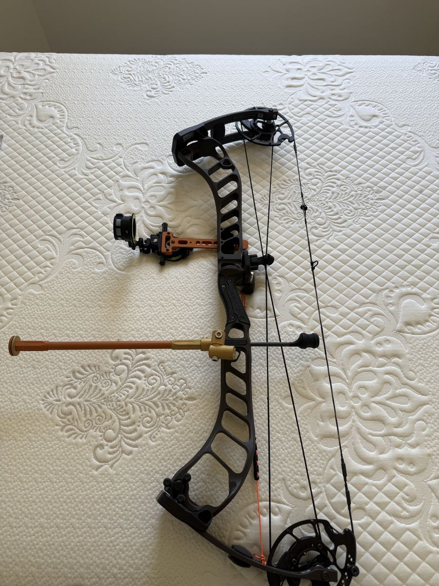 Prime Inline 5 Compound Bow - grizzly brown, Right-Handed, with Stabilizer and Sight